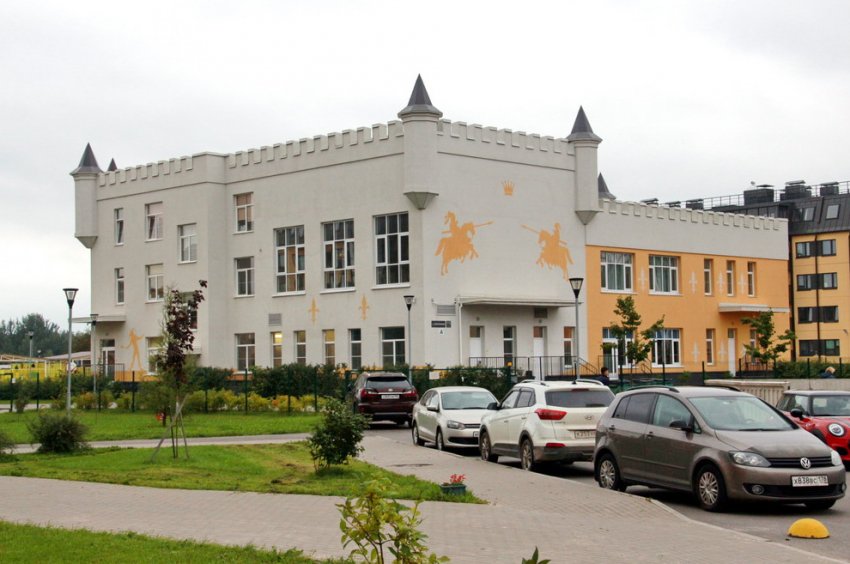 На Понтонной улице в Колпине девелопер возвел детский сад - «Свежие новости строительства»