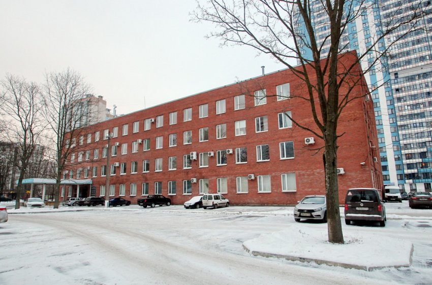 На Лабораторном проспекте ради жилья снесли советскую четырехэтажку - «Свежие новости строительства»