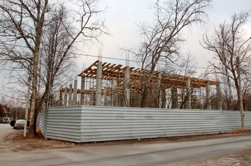 На Малой Десятинной улице строят новое здание - «Свежие новости строительства»