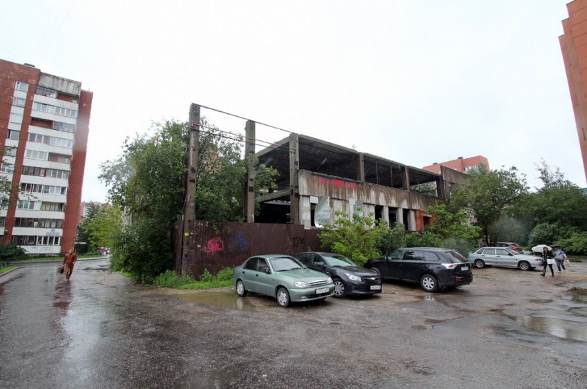 Недостроенный торговый центр на проспекте Королева снесут под жилую высотку - «Свежие новости строительства»