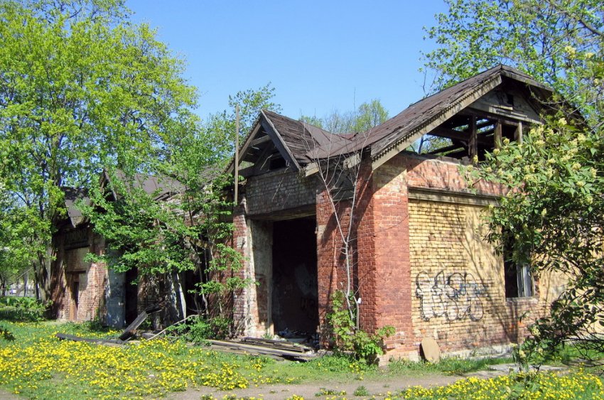 В Пушкине восстановили сарай-памятник в Московском переулке - «Свежие новости строительства»