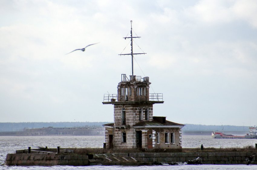 В Купеческой гавани Кронштадта отремонтировали пост службы наблюдения - «Свежие новости строительства»