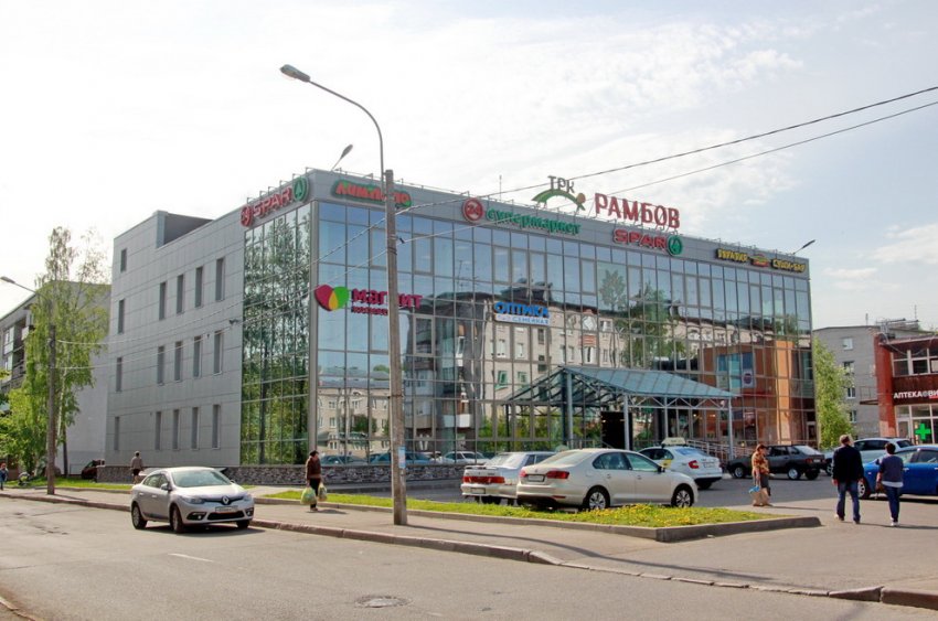 В Ломоносове заброшенный ресторан на Красноармейской заменили ТК - «Свежие новости строительства»