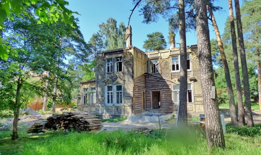 В Сестрорецке на Зоологической снесли деревянную дачу начала XX века - «Свежие новости строительства»
