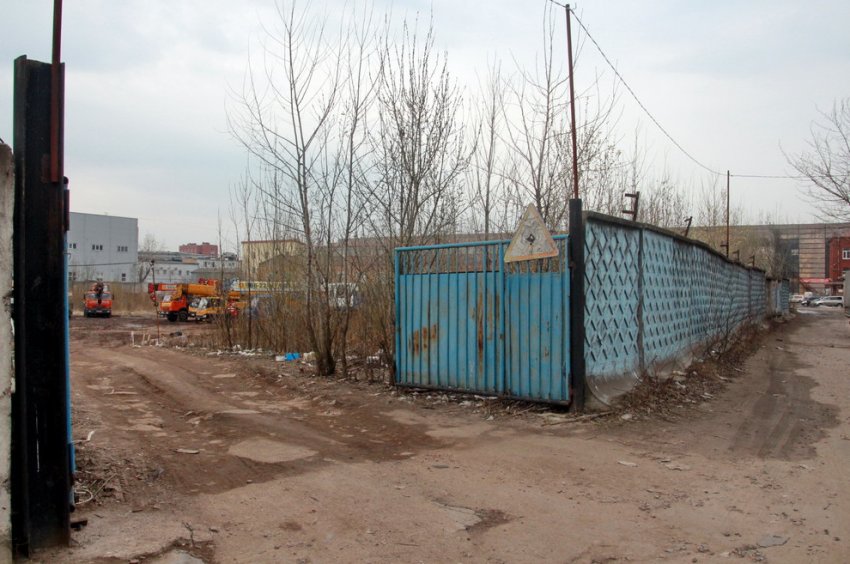 Пустырь во дворах на Обводном канале вновь попытаются застроить - «Свежие новости строительства»