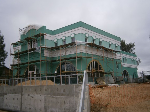 На Вокзальной улице в Мурине построили торгово-офисный центр - «Свежие новости строительства»