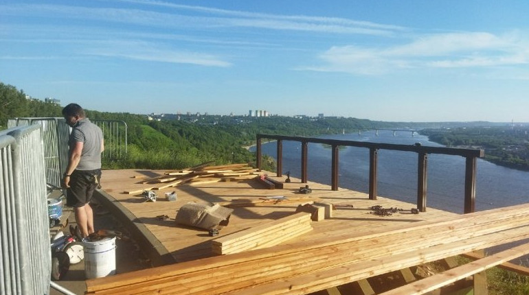 Видовую площадку возводят в парке «Швейцария» - «Свежие новости строительства»