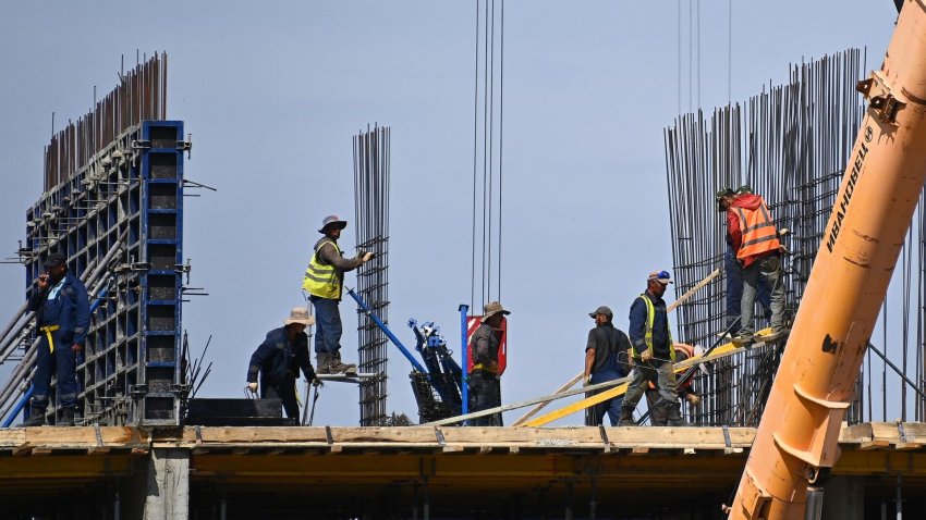 Российские девелоперы увеличили вывод домов на рынок на 21% - «Строительство»