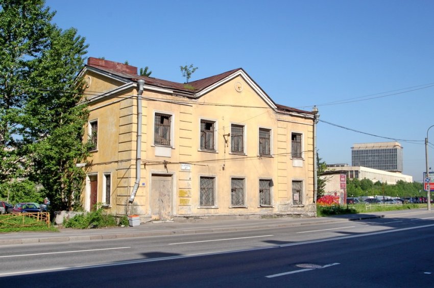 Заброшенную «сталинку» на проспекте Шаумяна снесут к середине декабря - «Свежие новости строительства»