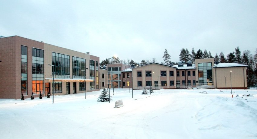 На месте леса на Советской улице в Ушкове построили детский дом-интернат - «Свежие новости строительства»