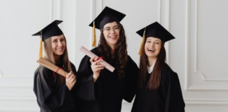 Кандидатская диссертация – это разновидность научно-квалификационных работ